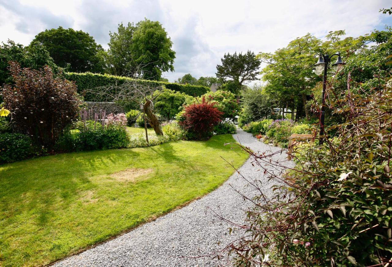 Ashfield House Ξενοδοχείο Grassington Εξωτερικό φωτογραφία The entrance to the walled garden