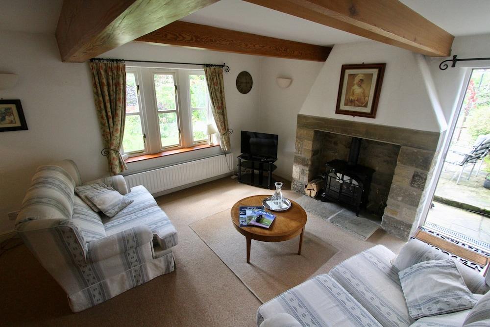 Ashfield House Ξενοδοχείο Grassington Εξωτερικό φωτογραφία The living room at The Old School House